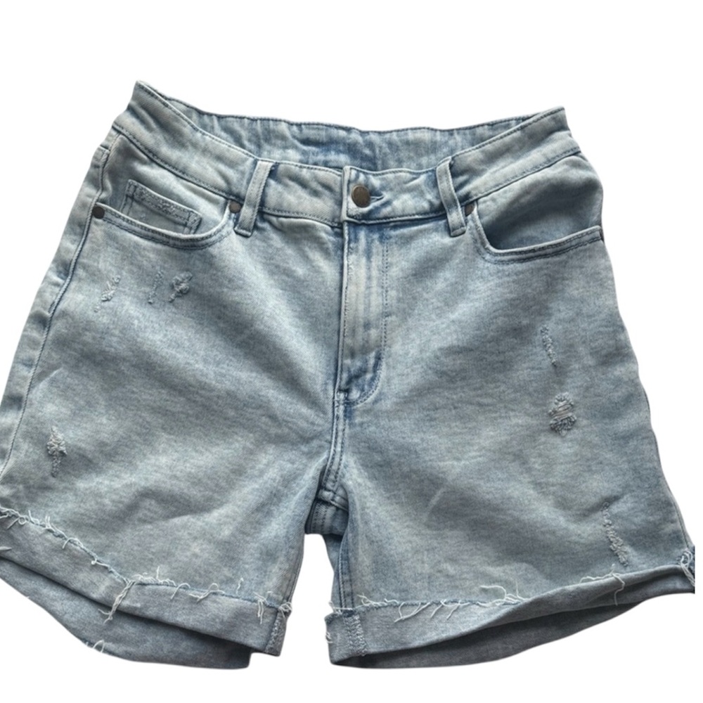 Dip Light Wash Distressed Jean Shorts